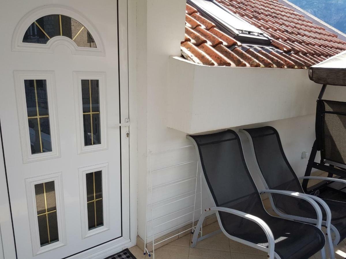 Apartments Sovran Vila Marija Prčanj Extérieur photo