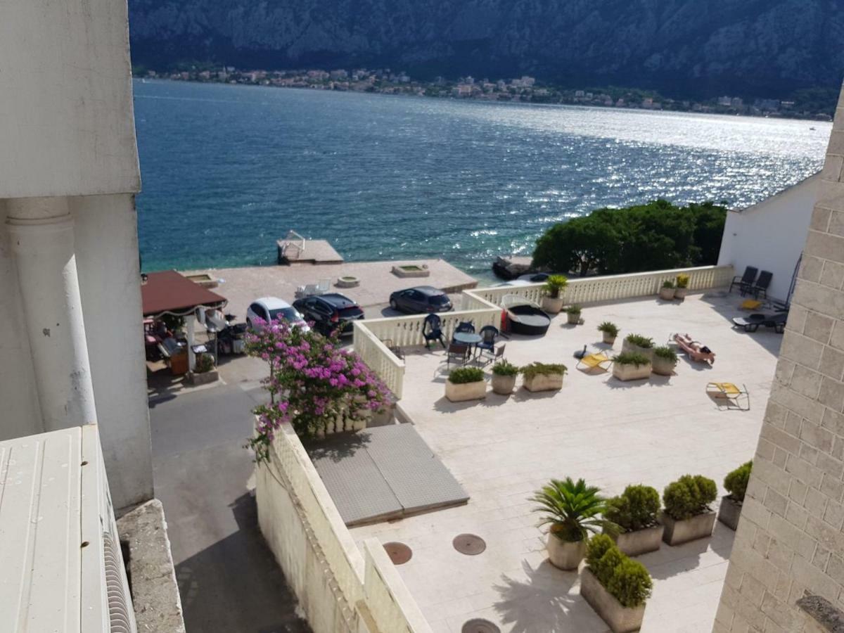 Apartments Sovran Vila Marija Prčanj Extérieur photo